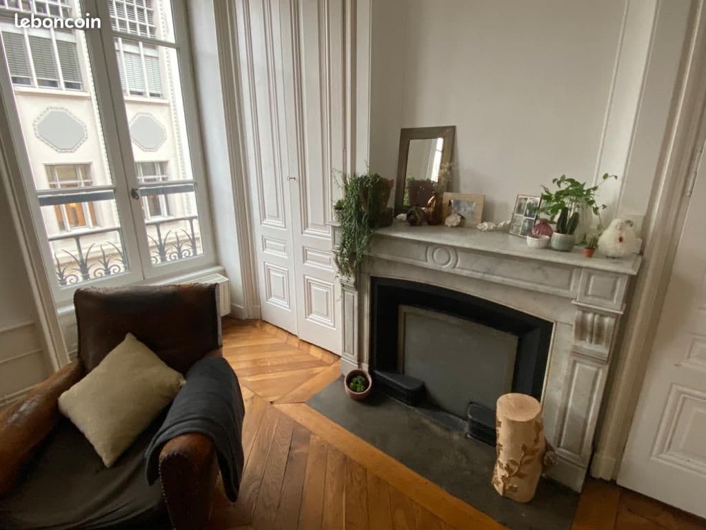 Ainay / T3 à louer