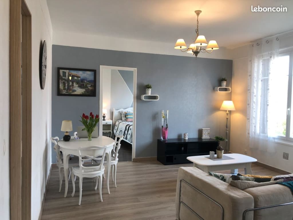 Beau F2 49m2 meublé calm, pas vis à vis, limite Rueil, proche Boule, quartier Mont Valérien