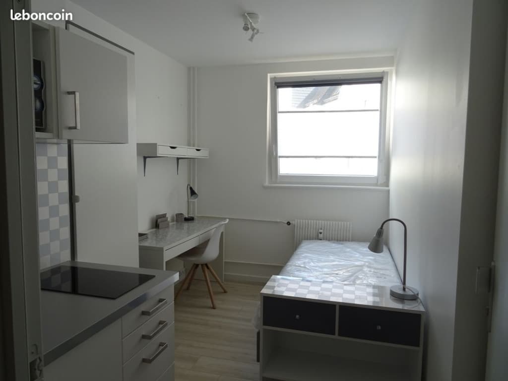 Chambre meublée de 9m², calme, quartier Contades