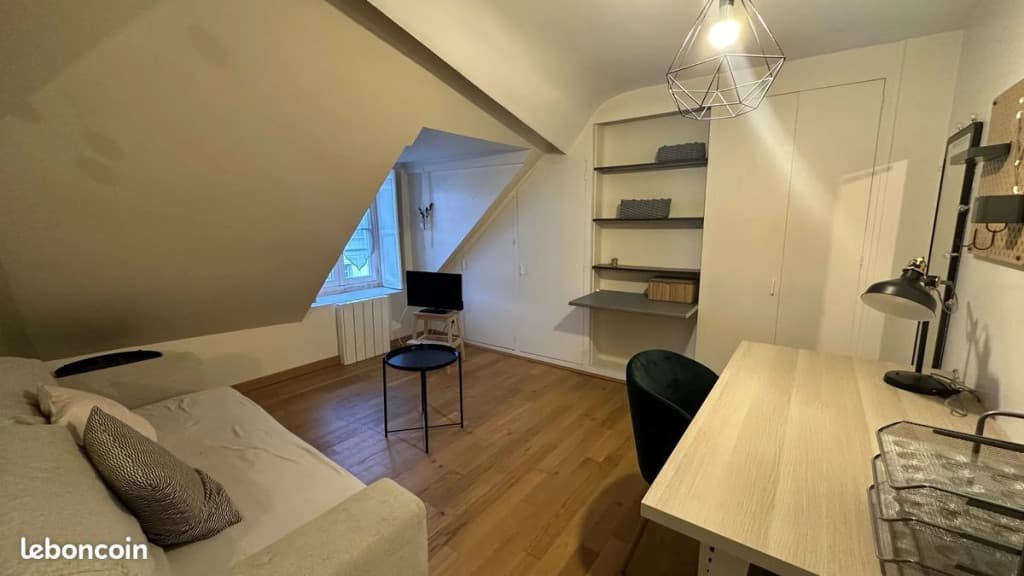 Studio 1 pièce 18 m²
