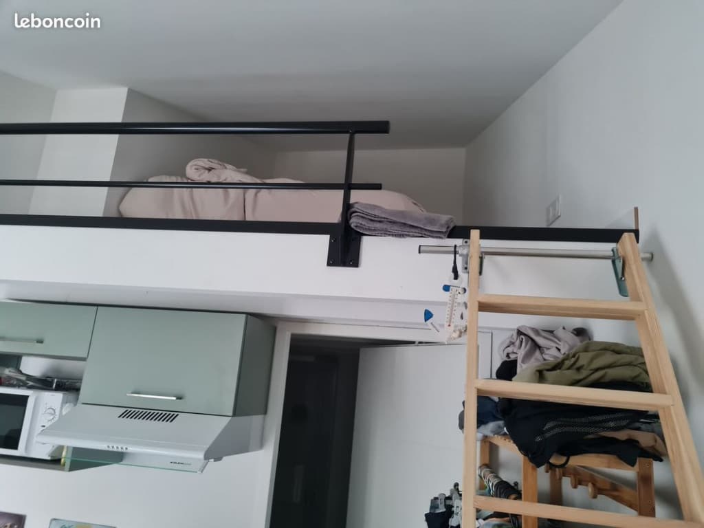 Studio avec mezzanine