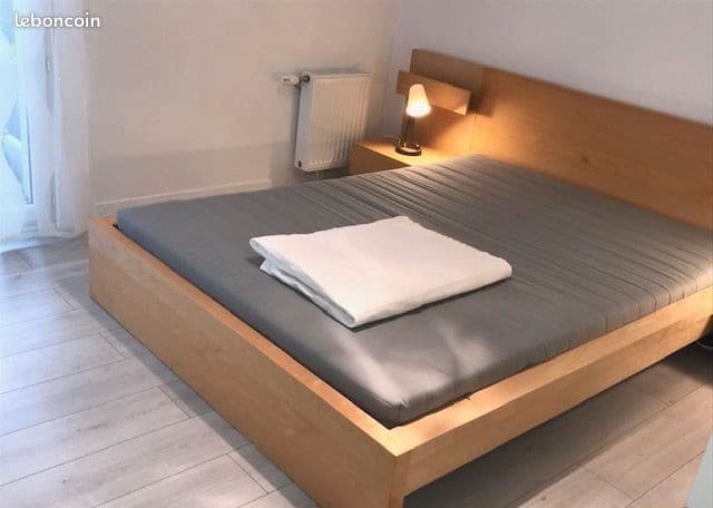 Studio meublé refait à neuf