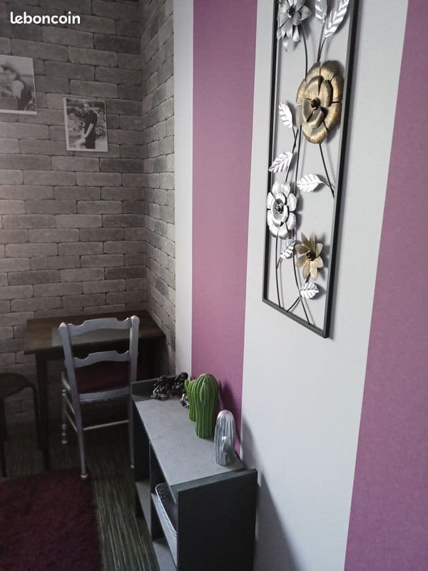 Chambre meublee