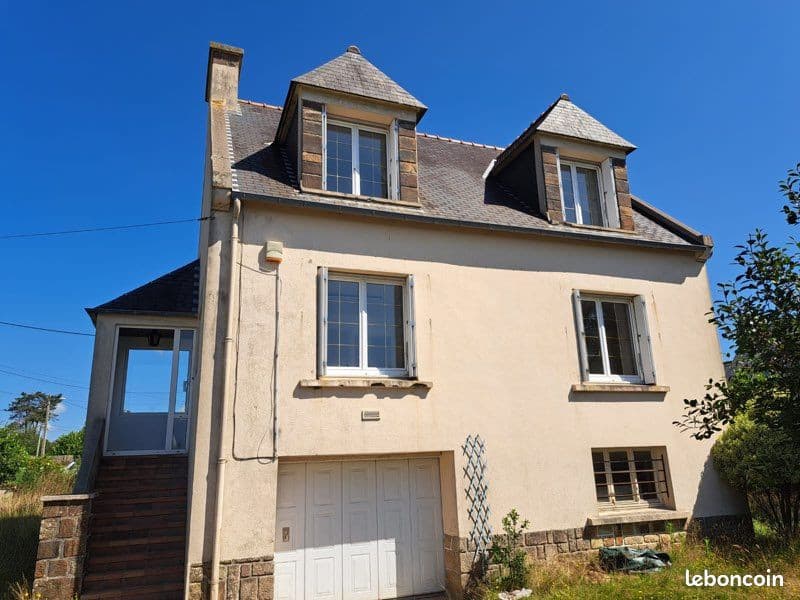 Maison meublée avec jardin clos sur sous sol