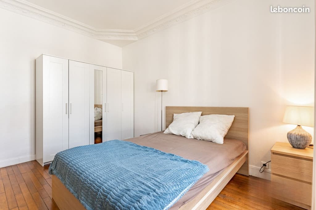 Joli T2 meublé de 32 m², situé à Puteaux