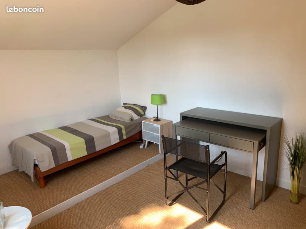 Location chambre pour étudiant(e)