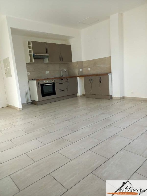 Studio 1 pièce 30 m²