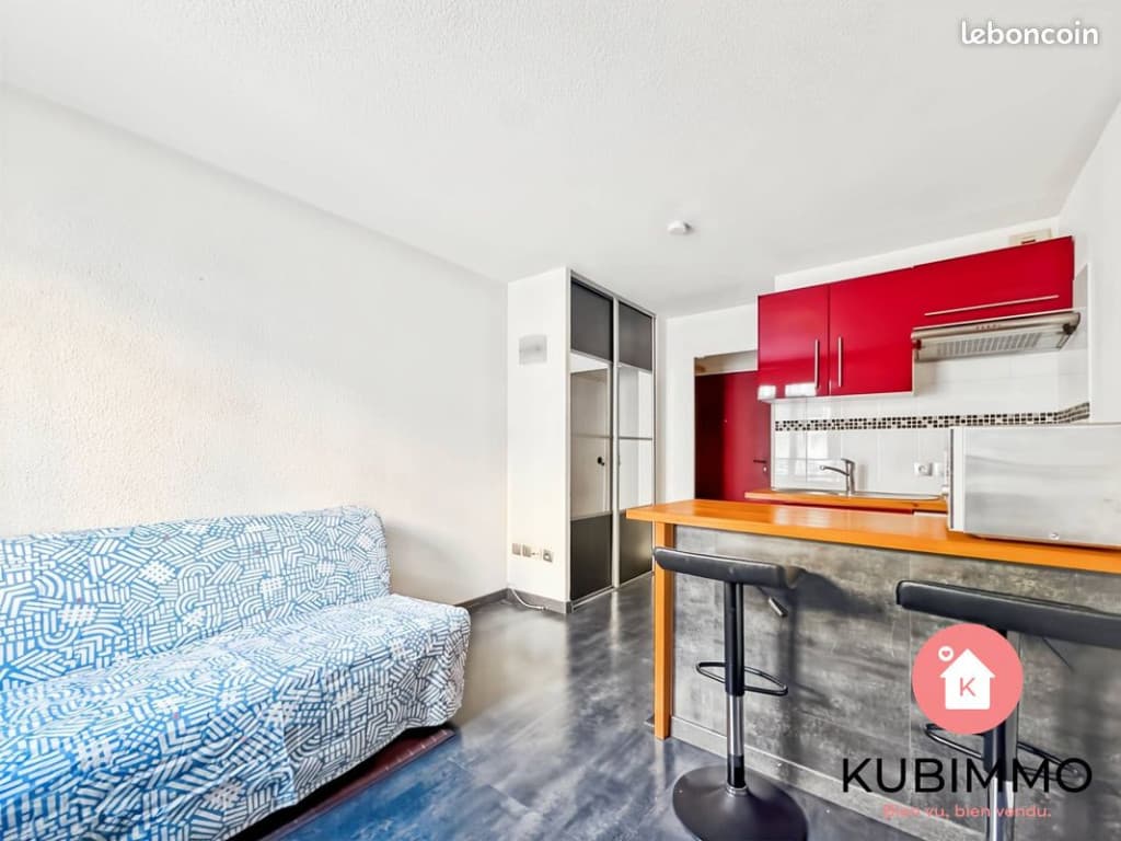 Studio 1 pièce 17 m²