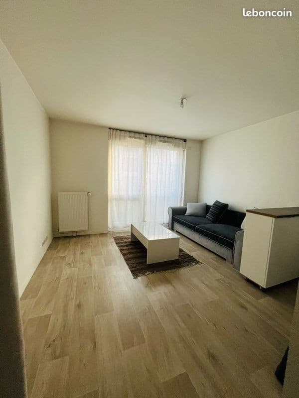 Appartement 26m2 bussy saint Georges