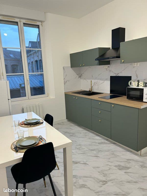 Appartement F2 de 52m2 meublé et refait à neuf