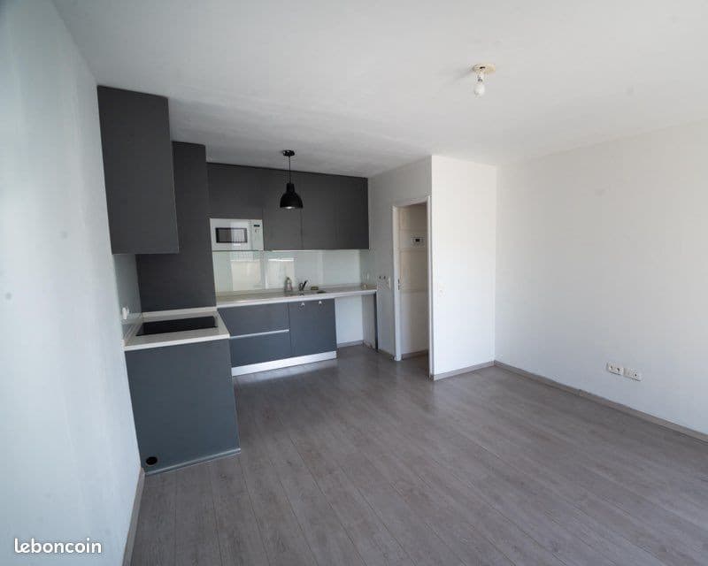 À louer appartement 2 pièces 40M2