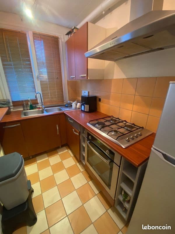 Appartement T3 meublé de 65m2- rue de la tour brest