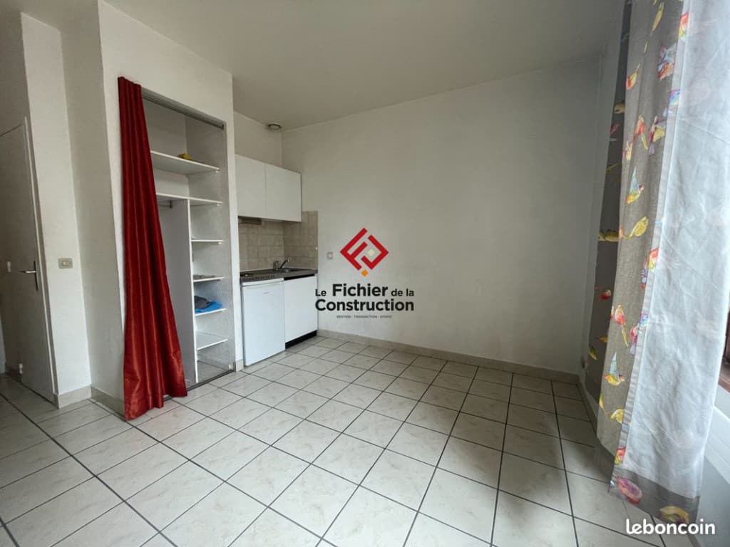 Studio 1 pièce 16 m²
