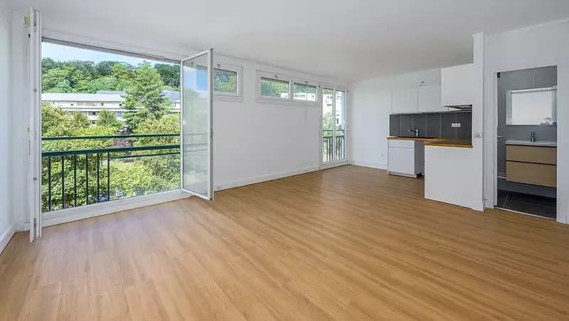 Location appartement 1 pièce 39,9 m² Ville-d'Avray (92410) - Superimmo