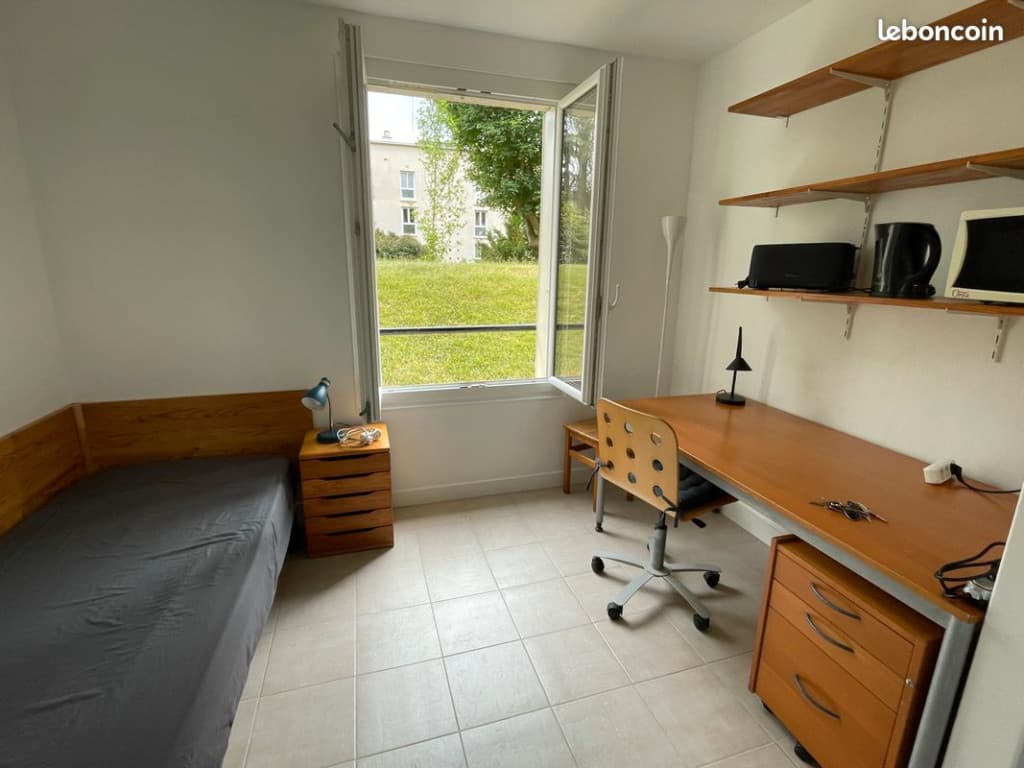 Chambre meublée pour étudiant