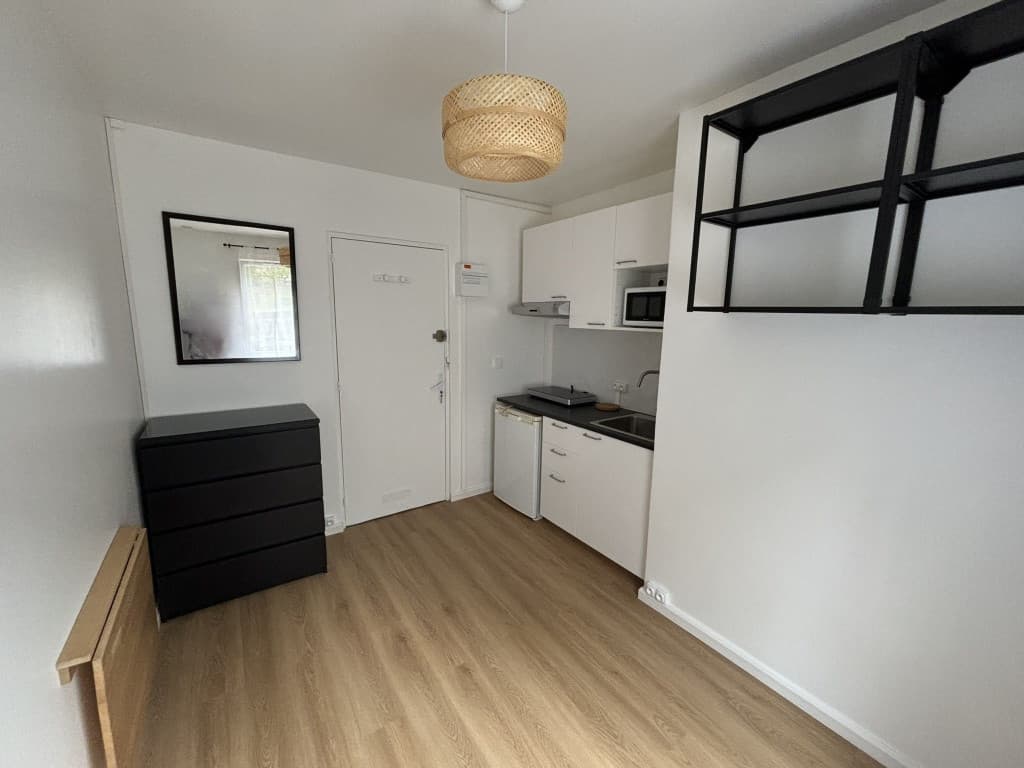 Location meublée studio 9,4m² Ville d’avray 92410