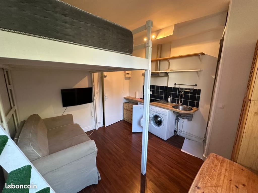 Chambre meublée 11m2 - Sèvres - refait à neuf