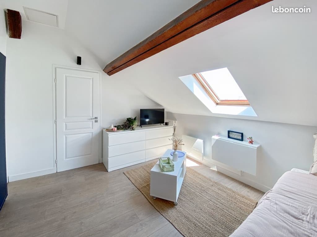 Studio meublé – 13 m² – Bourg-la-Reine (RER B à 5 min)