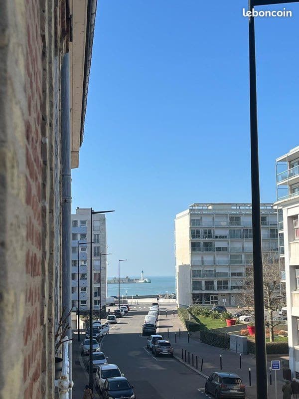 Location appartement 3 pièces 61m2 proche bord de mer