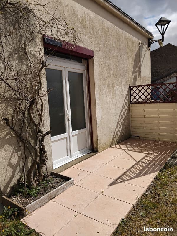Studio à louer 27 m2