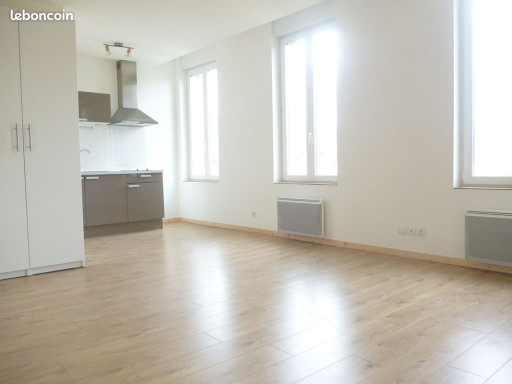 Metz fac bridoux, studio neuf de 28m2 avec parking
