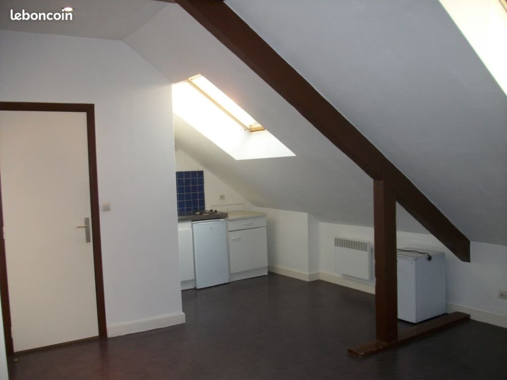 Studio - proche centre ville - Bon état