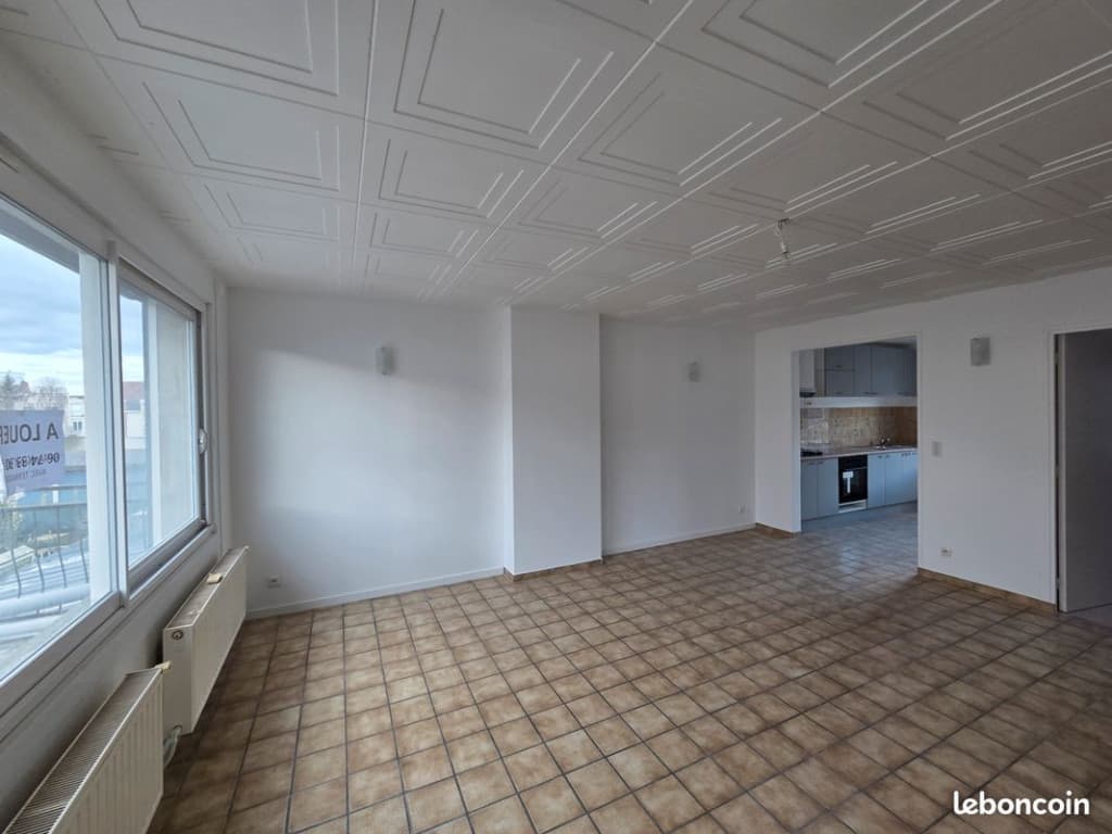 Appartement T4 de 93 m² avec Terrasse de 35 m² - Secteur Arras Arrière-Gare
