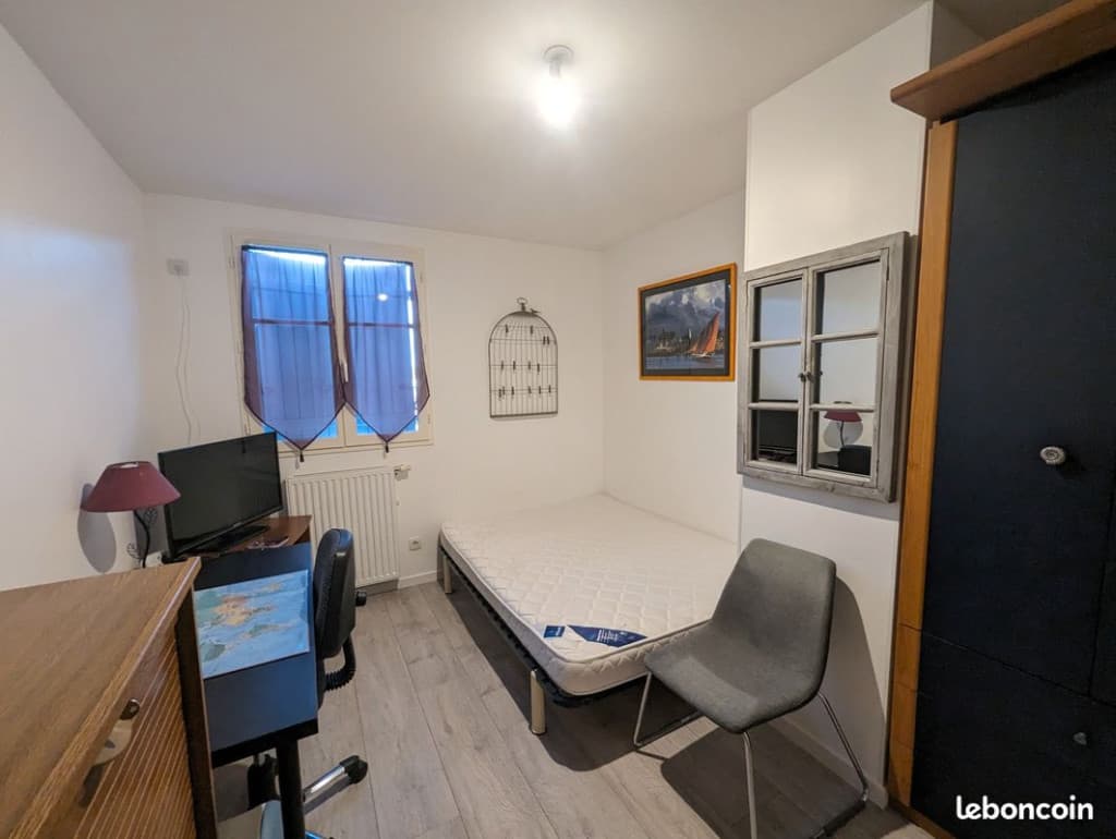LOCATION CHAMBRE meublée chez l'habitant Maurepas 78310