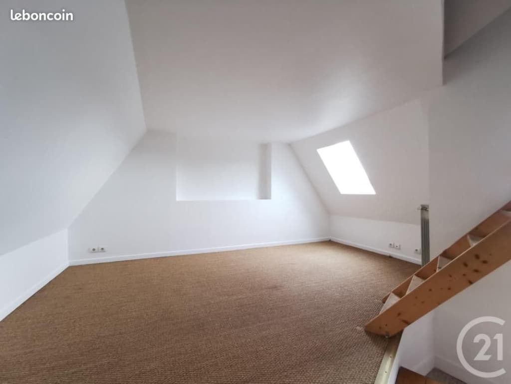 Studio 1 pièce 24 m²