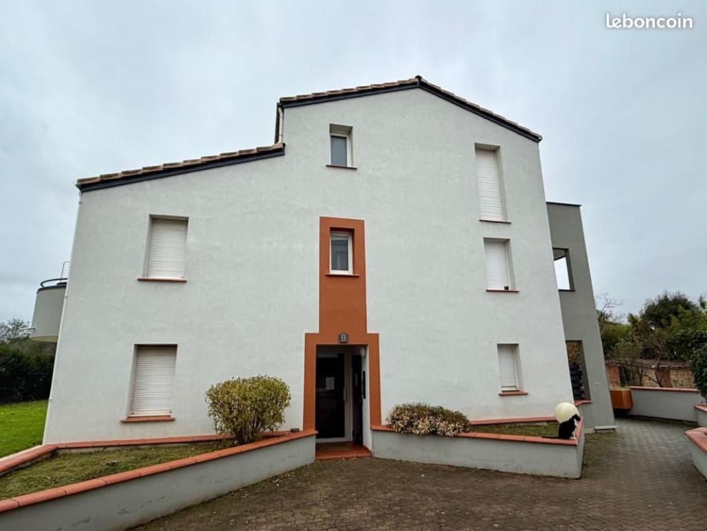 Studio 1 pièce 18 m²