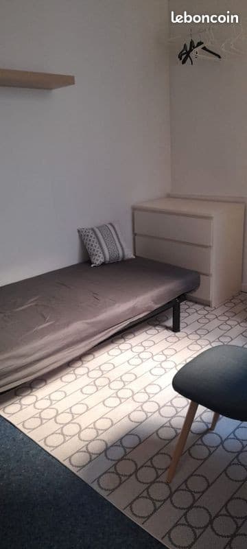 Studio meublé Carmes