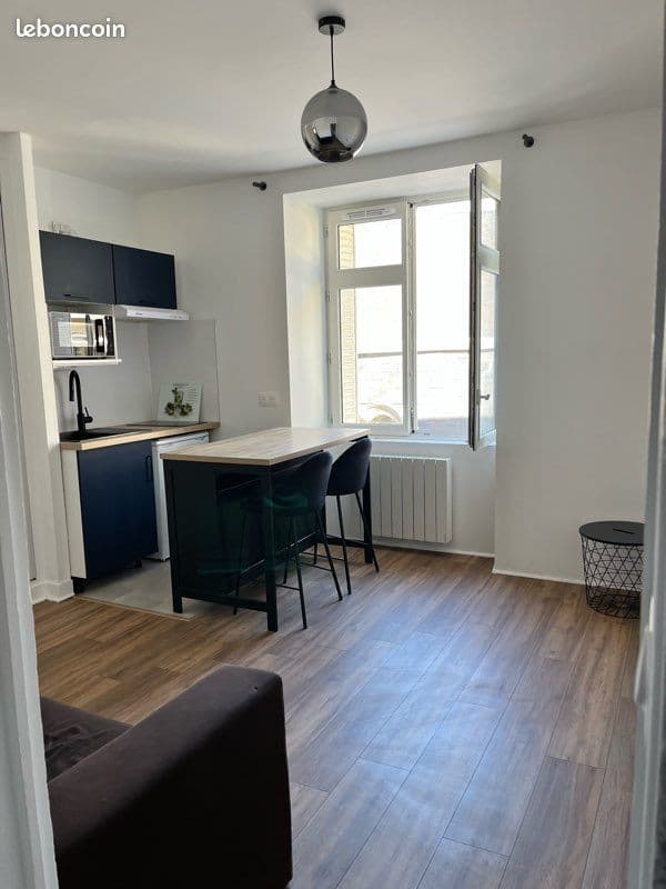 A louer studio 27 m2 meublé - Centre ville