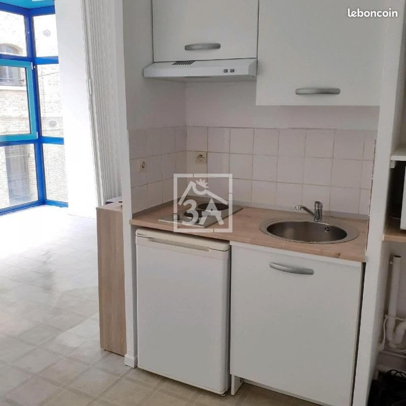 Studio 1 pièce 24 m²
