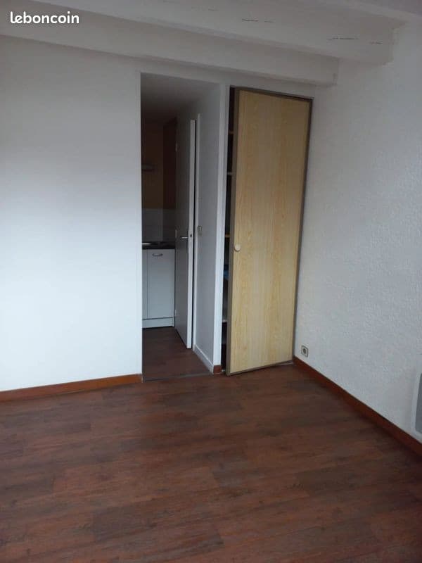 Studio 2 pièces 25 m²