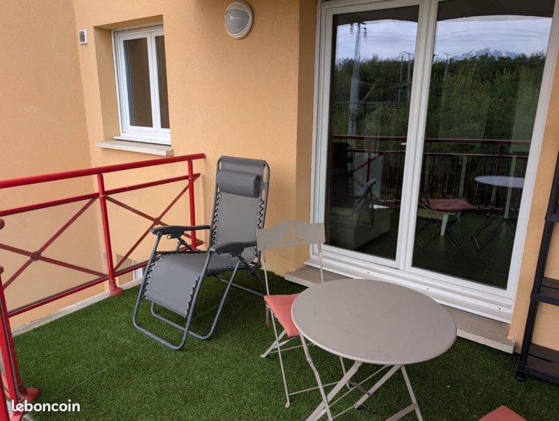 Loue Apt meublé balcon et parking