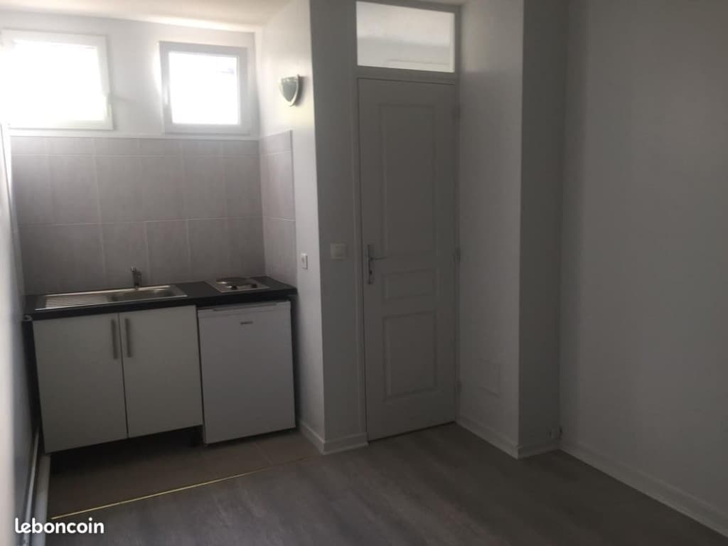 Studio 12 m² – Paris 11ᵉ