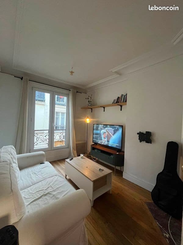 Location T2 Paris 11 Père Lachaise - Juillet / Août