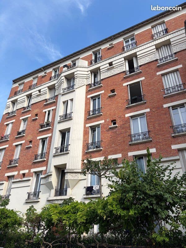 Appartement 24 m² avec balcon – Entièrement rénové – Asnières-sur-Seine (Gabriel Péri – Ligne 13)