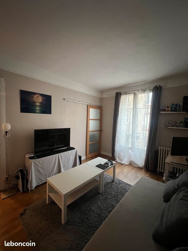 Beau Studio 21m² meublé