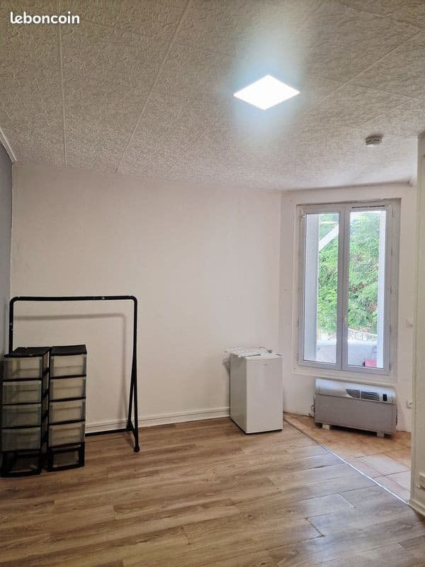 🏡 À louer - Appartement T1 - AUBERVILLIERS de 23.61 m²