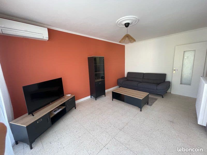 Beziers- Quartier Émile Zola | T3 meuble 80m2 avec garage, climatisation & 2 balcons