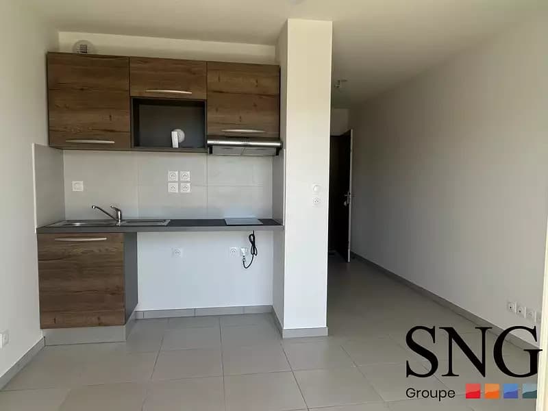 Location appartement 1 pièce 22 m² Béziers (34500) - Superimmo