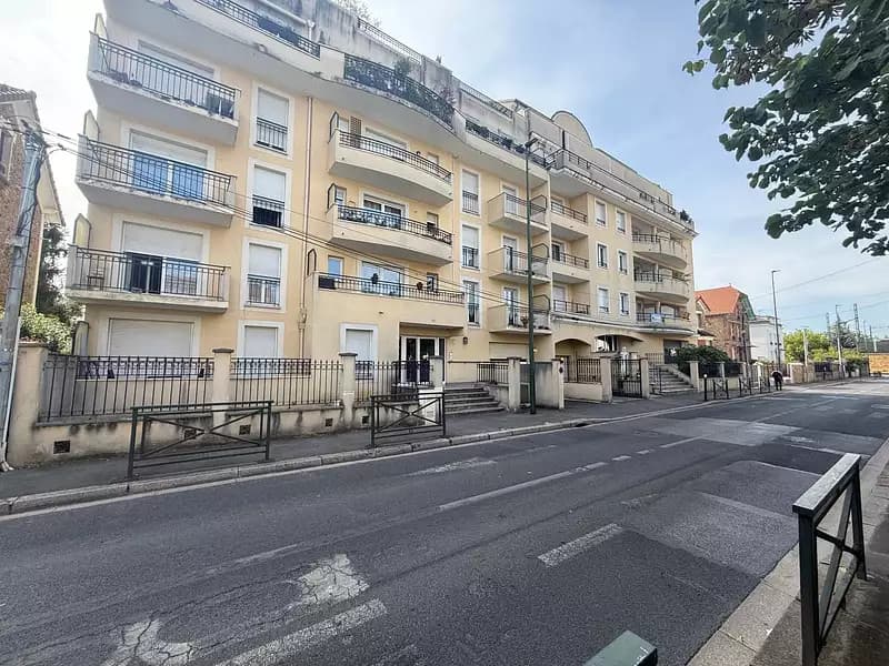 Location appartement 2 pièces 39,76 m² Chelles (77500) - Superimmo