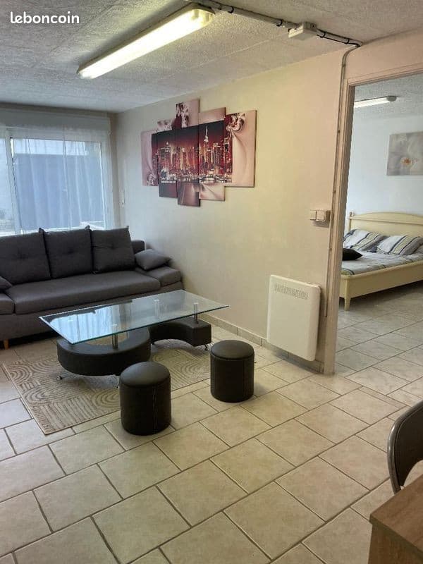 Propose belle chambre et son salon a niort