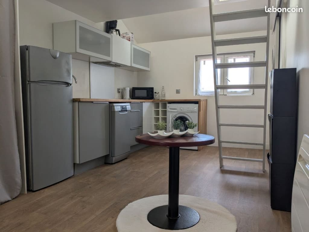 Location studio meublé avec mezzanine