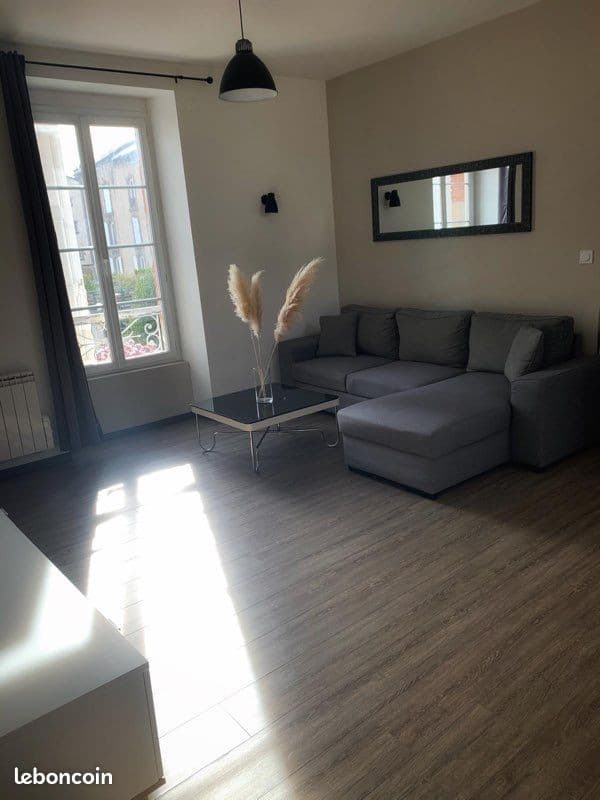 Appartement meublé T1 – Résidence calme & sécurisée