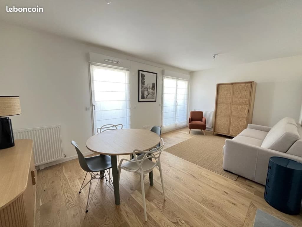 Studio 1 pièce 29 m²