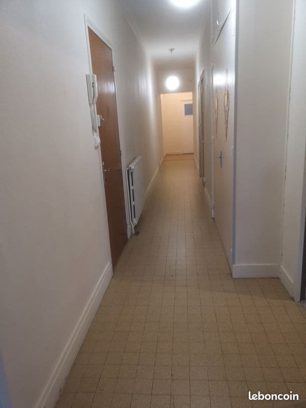 Location f5 a salins les bains