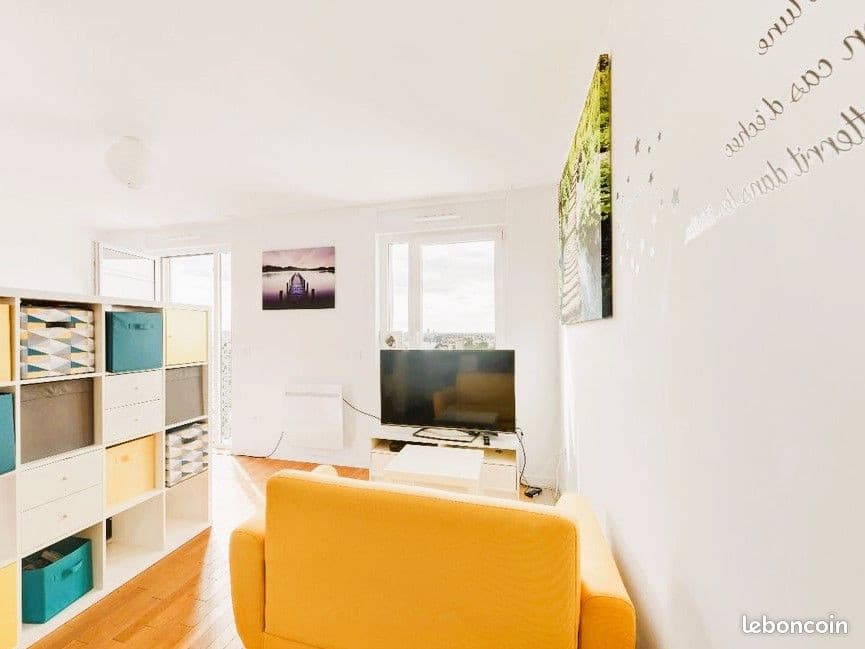 1 pièce 35m² à Courbevoie