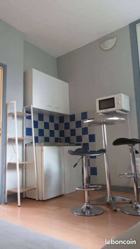 Chambre meublee